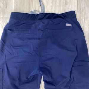 Men’s Medium Figs pants scrub. Navy blue.